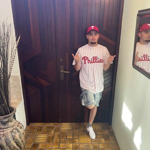 Meet your Posher, Evan